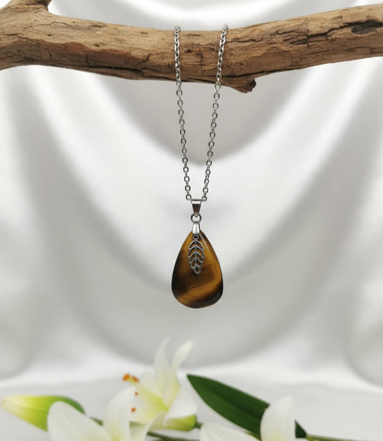 Collier chaine argenté et Œil de Tigre goutte