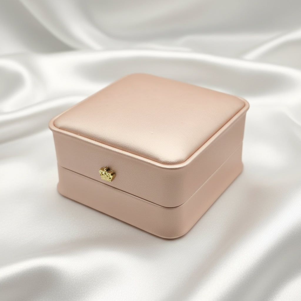 Écrin luxe rose pour bijoux