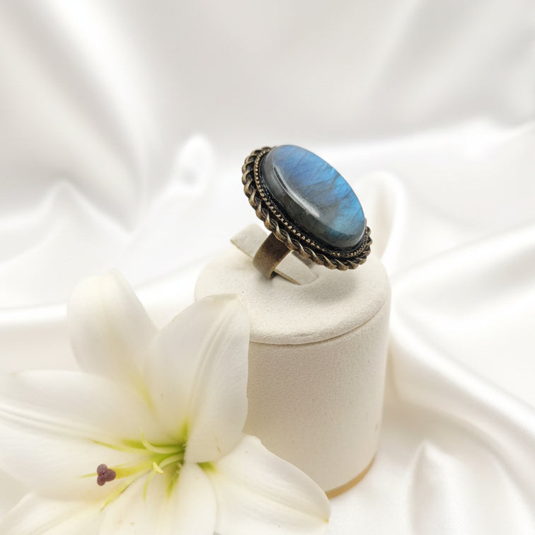 bague en labradorite style rétro