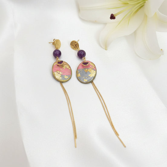 Boucles d'oreilles dorées, améthyste & polymère