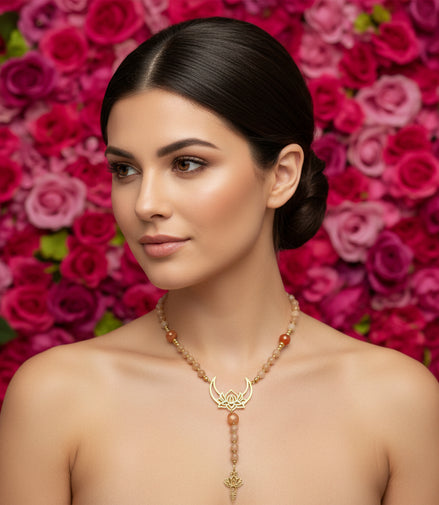 chapelet lotus doré en pierre