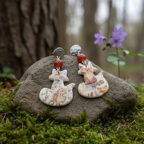 Boucles d'oreilles renard argenté et cornaline 