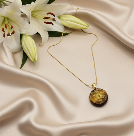 Collier doré et oeil de tigre doré, Métatron, horus, simple