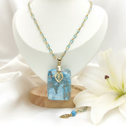 collier apatite bleu doré