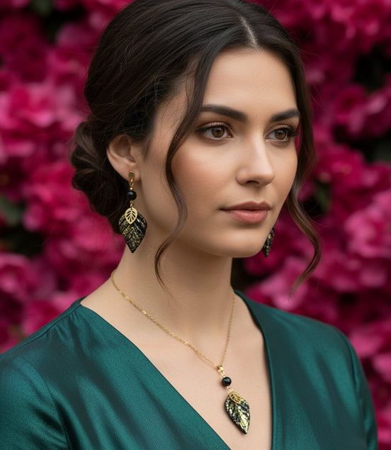 collier doré obsidienne 