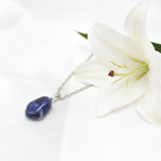 sodalite sur chaine argenté pas cher
