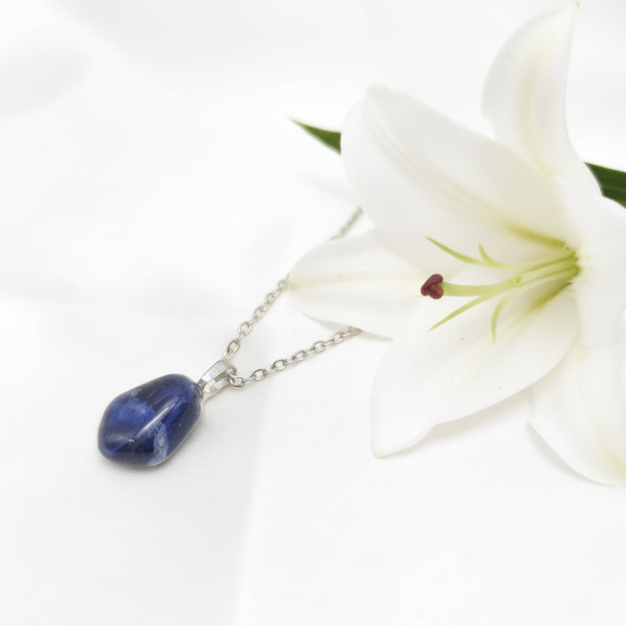sodalite sur chaine argenté pas cher