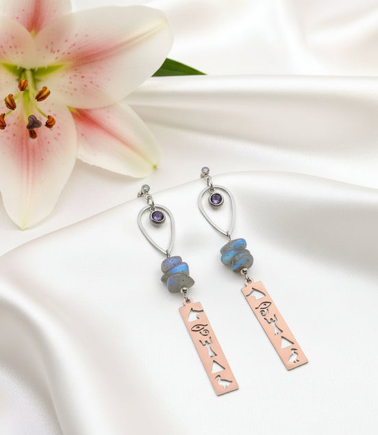 Boucles d’Oreilles Labradorite & Hiéroglyphes Bijou Symbolique Égypte Antique