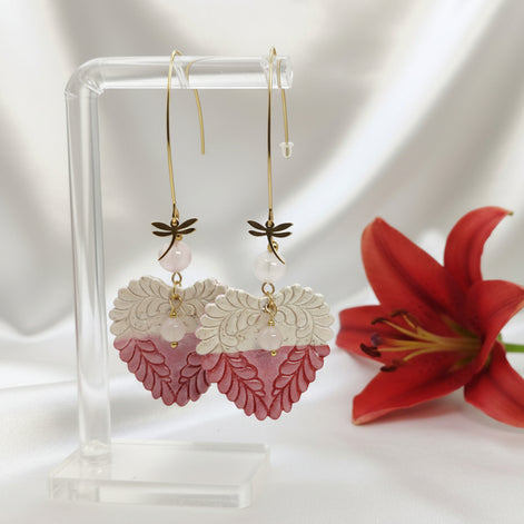 boucles d oreilles quartz rose coeur et libellule