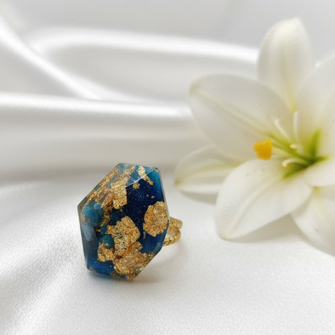 bague en pierre doré fait main