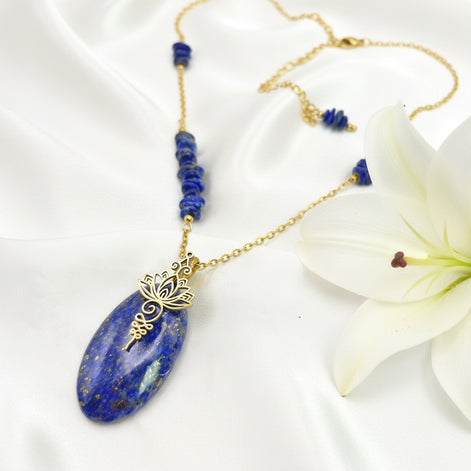 bijoux doré en lapis lazuli