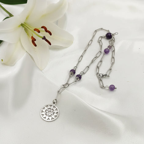 collier argenté améthyste chakra