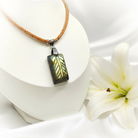 Collier liege argenté en labradorite, homme ou mixte