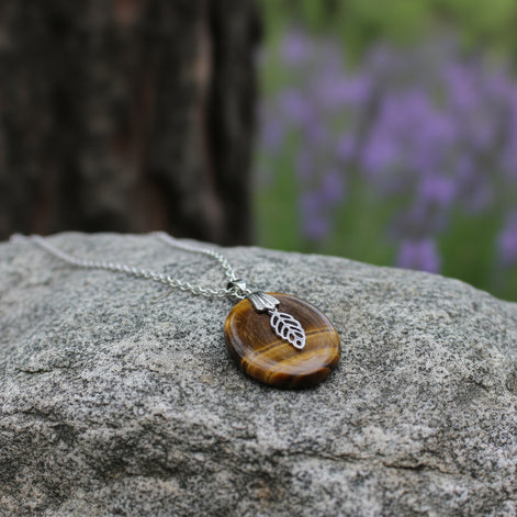 Collier chaine argenté et Œil de Tigre goutte