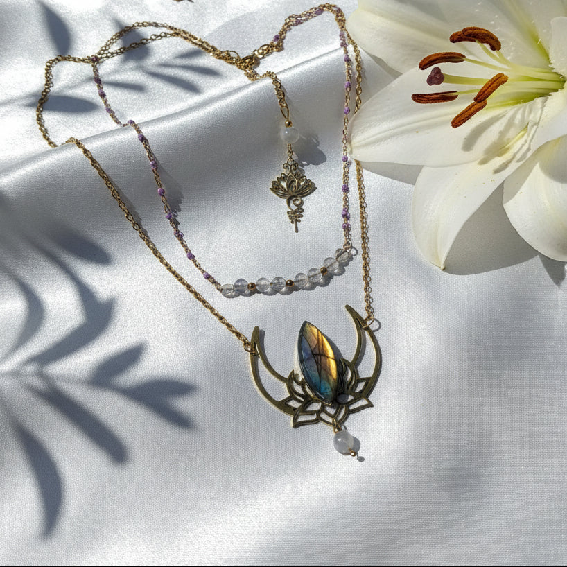 collier lotus unalome labradorite