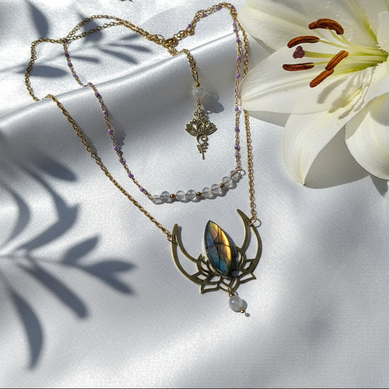 collier lotus unalome labradorite