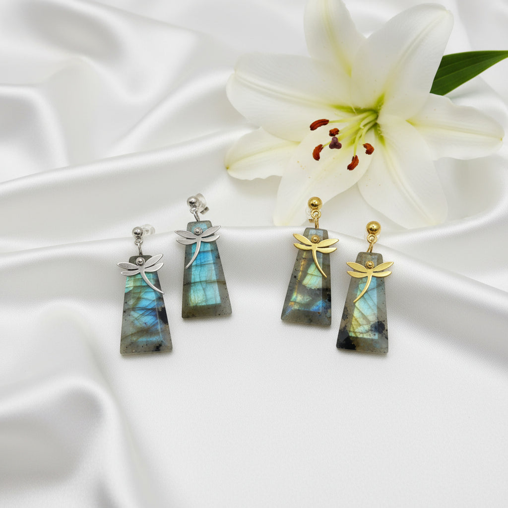Boucles d'oreilles en labradorite et libellule doré ou argenté