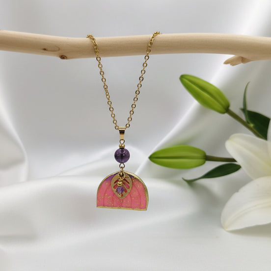 Collier doré, améthyste & arc en ciel polymère