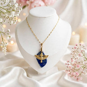 Collier doré lapis lazuli & isis